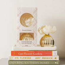 Load image into Gallery viewer, Sweet Grace Flower Diffuser