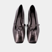 Load image into Gallery viewer, Pewter Adele