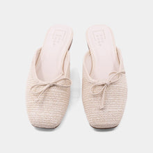 Load image into Gallery viewer, Andrea