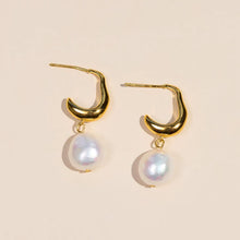 Load image into Gallery viewer, Gold Pearl Drop Earrings
