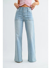 Load image into Gallery viewer, Patch Pocket Wide Leg Flare
