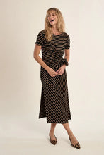 Load image into Gallery viewer, Lilly Dress
