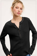 Load image into Gallery viewer, Lisa Top
