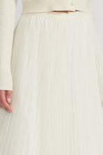 Load image into Gallery viewer, Sharlene Pleated Tulle Skirt
