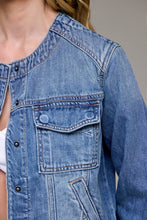 Load image into Gallery viewer, Breezy Jacket
