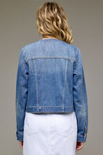 Load image into Gallery viewer, Breezy Jacket
