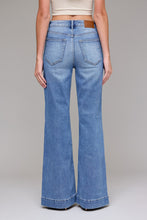 Load image into Gallery viewer, Hidden Medium Wash Pintuck Jeans
