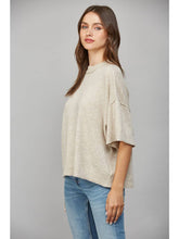 Load image into Gallery viewer, Topenga Sweater
