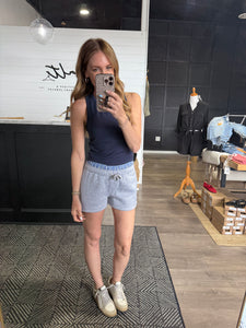 Avril Shorts