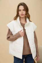 Load image into Gallery viewer, Oversized Puffer Vest
