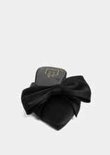 Load image into Gallery viewer, Dorothy
