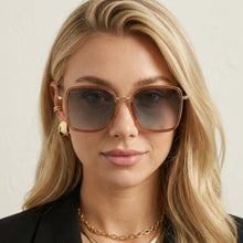 Load image into Gallery viewer, Elle In Brown
