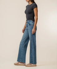 Load image into Gallery viewer, Meg Wide Leg
