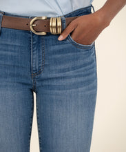 Load image into Gallery viewer, Catherine Mid-Rise Boyfriend Jean Kut from the Kloth
