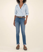 Load image into Gallery viewer, Catherine Mid-Rise Boyfriend Jean Kut from the Kloth
