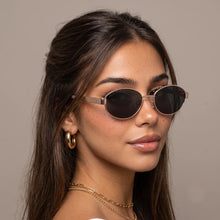 Load image into Gallery viewer, Mia Sunglasses-DAX
