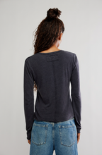 Load image into Gallery viewer, Nova Long Sleeve Tee
