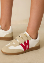 Load image into Gallery viewer, Pace 4
