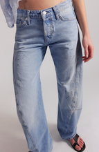 Load image into Gallery viewer, Fable Twisted Seam Denim
