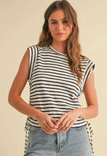 Load image into Gallery viewer, Maize Top
