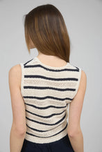 Load image into Gallery viewer, Evelyn Vest
