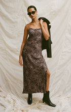 Load image into Gallery viewer, Cielo Leopard Midi Dress

