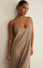 Load image into Gallery viewer, Sandcomber Midi Dress
