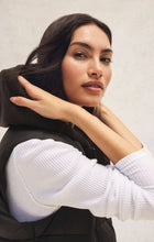 Load image into Gallery viewer, Essential Puffer Vest
