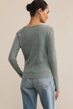 Load image into Gallery viewer, Arlet Mini Thermal Top
