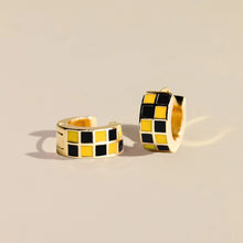 Load image into Gallery viewer, Black &amp; Yellow Checkered Huggies
