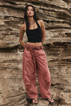 Load image into Gallery viewer, Onset Cargo Pants
