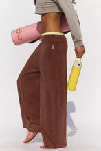 Load image into Gallery viewer, Hot Shot Easy Pant
