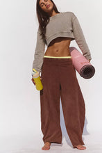 Load image into Gallery viewer, Hot Shot Easy Pant
