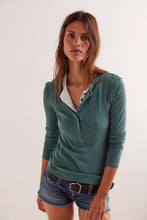 Load image into Gallery viewer, Jamie Henley-Uncut Emerald
