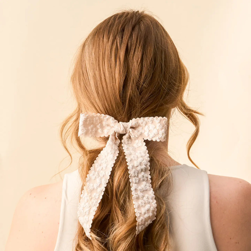 Flower Scallop Hair Bow