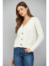Load image into Gallery viewer, Siciliy Caashmere Blend Cardi
