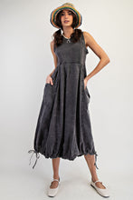 Load image into Gallery viewer, Quincy Dress
