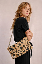 Load image into Gallery viewer, Leopard Print Straw Clutch
