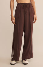 Load image into Gallery viewer, Saunder Track Pant- Z Supply
